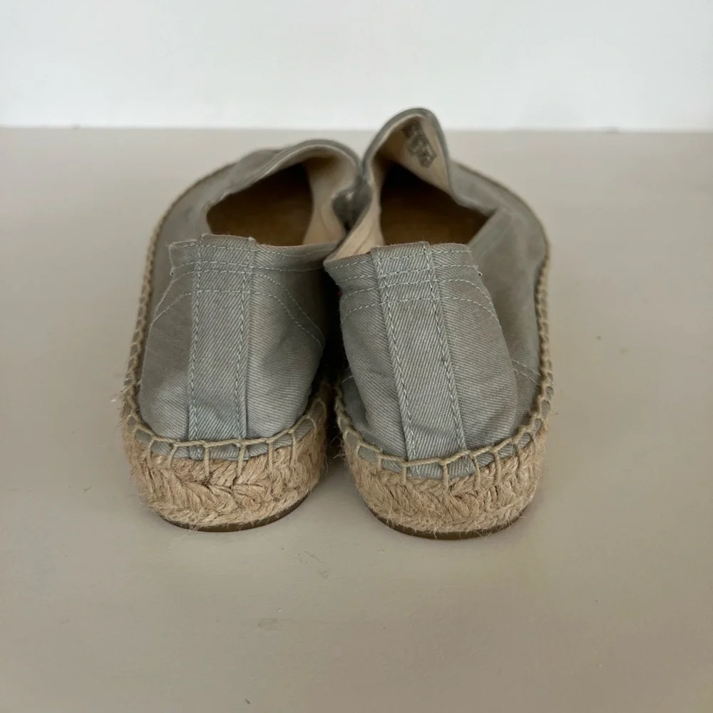 Soludos pale blue